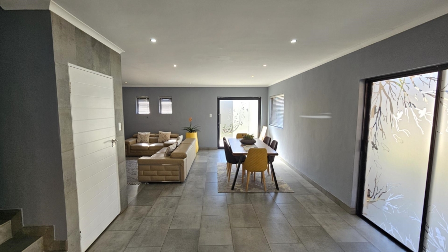 3 Bedroom Property for Sale in Melodie North West